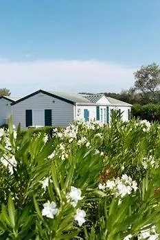 Douce Quietude Hotel